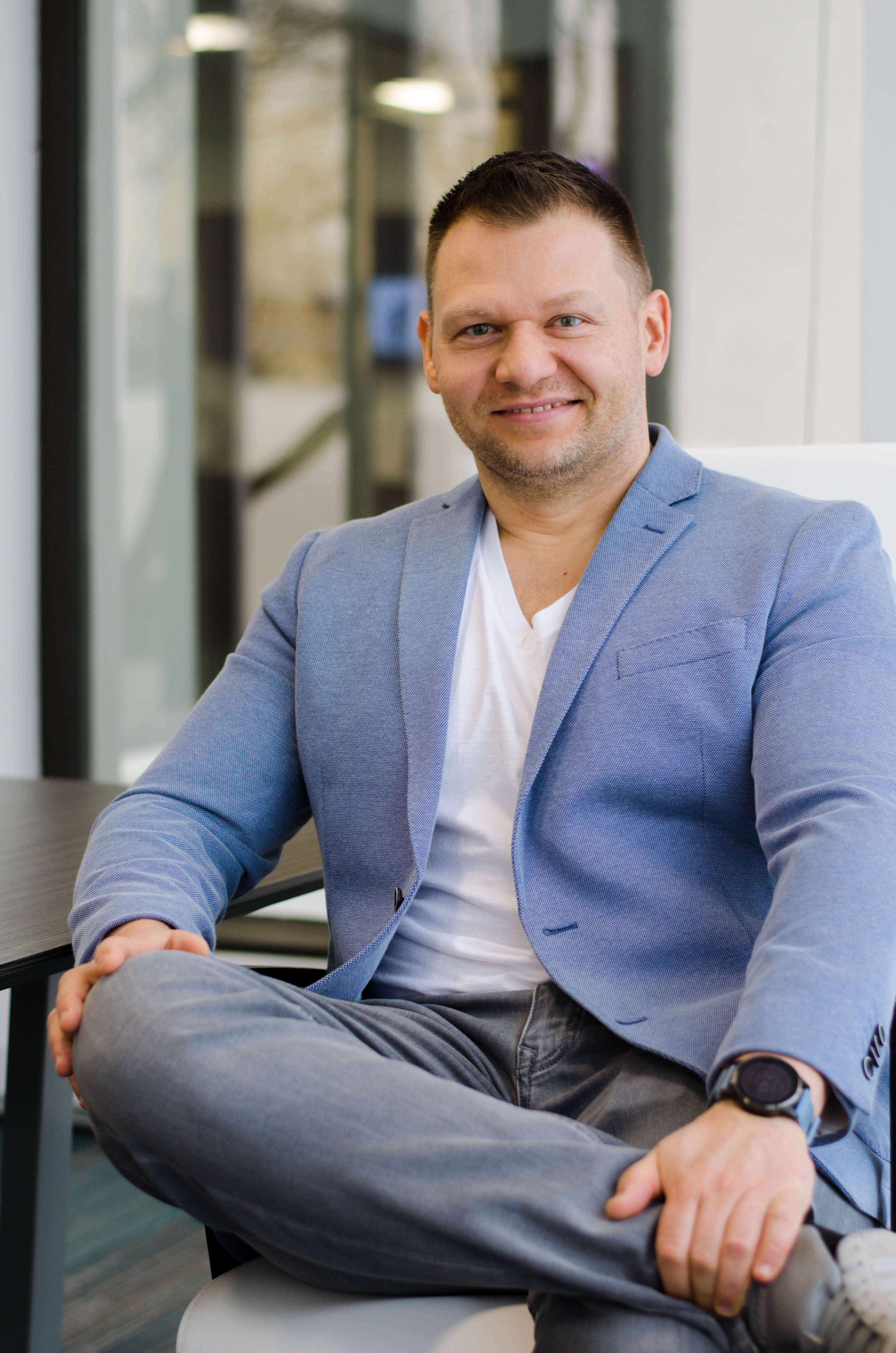 Patryk Ziegler Headshot